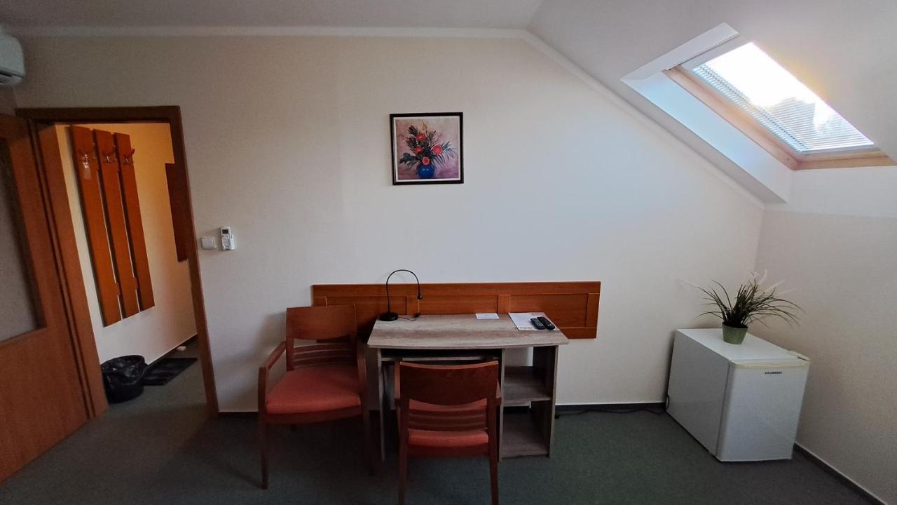 Penzion Aida Ostrava Exterior foto