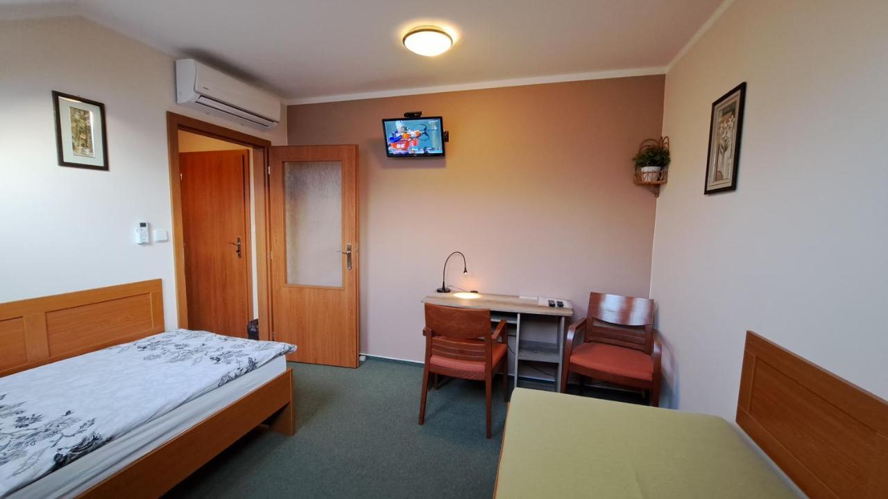 Penzion Aida Ostrava Exterior foto